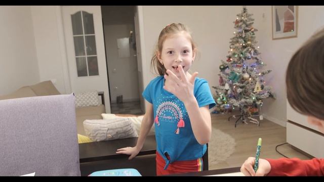 Пранк над OREO VERONIKA. Она невидимка? смотреть онлайн