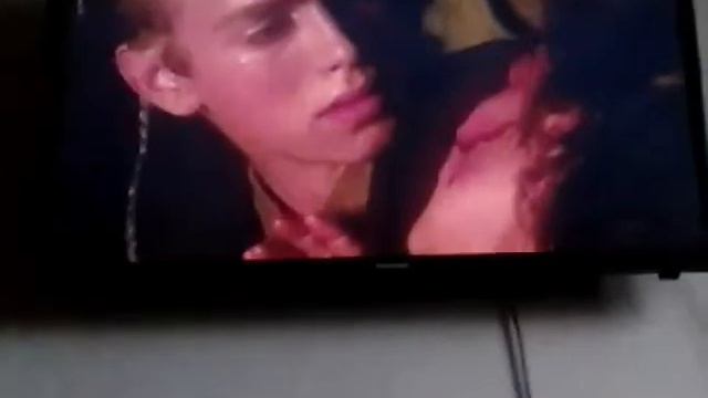 Смерть Шми Скайуокер смотреть онлайн