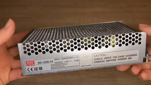 SD-150B-24 Mean Well Měnič DC/DC Uzavřený 150W 24V