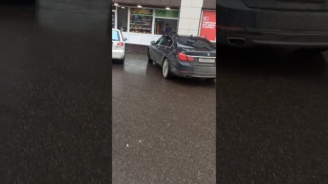 Поселок Октябрской фабрики тц октябрь смотреть онлайн