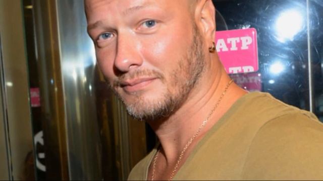 СНОГШИБАТЕЛЬНО КРАСИВА! Вот как выглядит третья жена Никиты Панфилова смотреть онлайн