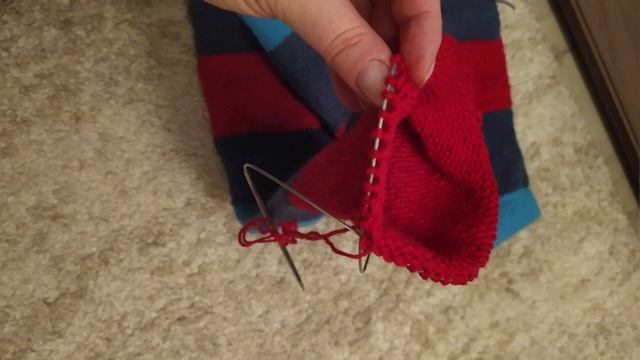 Лежанка спицами. Идеи для вязания. Что связать из остатков пряжи. смотреть онлайн