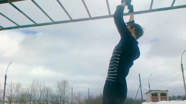 подтягивание в лесенку Николай смотреть онлайн