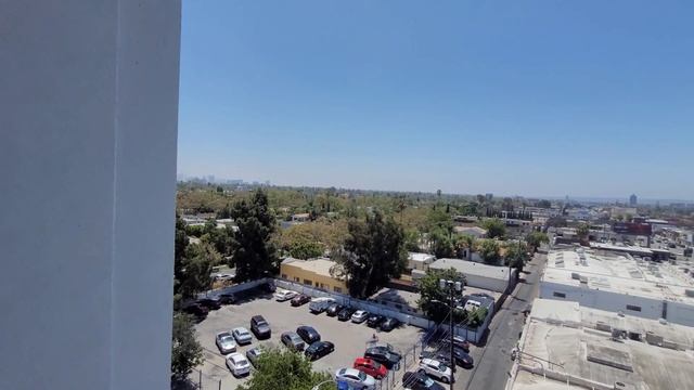 Доставка еды в США/второй аккумулятор/алея звёзд в Голливуде/красивые виды с апартаментов смотреть онлайн
