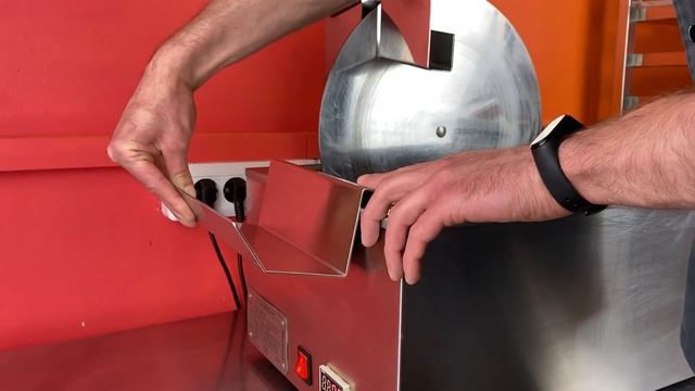 How to keep your chocolate workspace clean with no effort | KADZAMA смотреть онлайн