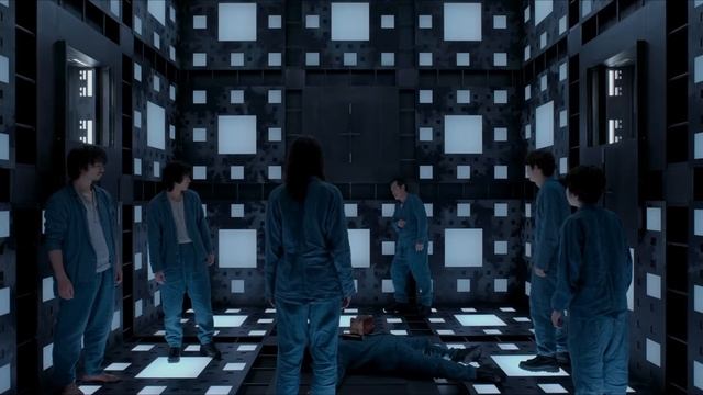 КУБ (2021) - ТРЕШ ОБЗОР ФИЛЬМА [почти аниме]