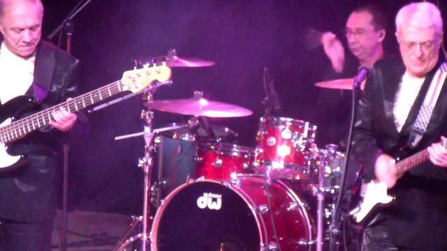 Поющие гитары - 8 марта 2014 г. (Вступление) смотреть онлайн