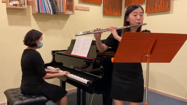 Allegro - Grade 4 A2, ABRSM Flute Exam Pieces from 2022 смотреть онлайн