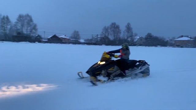 BRP MXZ покатушки смотреть онлайн