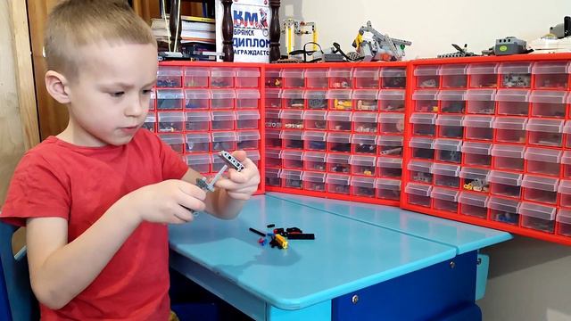 Сборка двухступенчатой коробки передач. Transmission Lego technic. смотреть онлайн