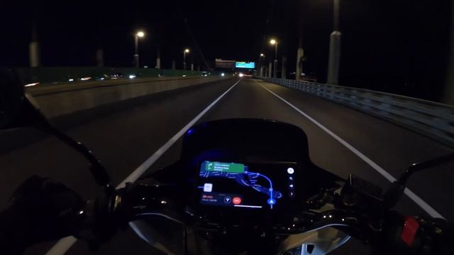 Honda PCX 150 | Night ride from Brooklyn to Queens смотреть онлайн