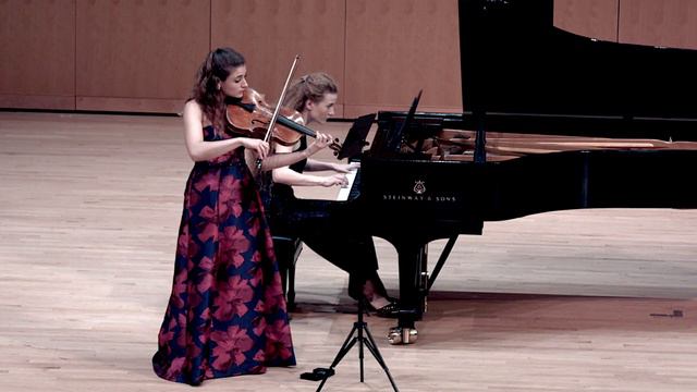Shostakovich Viola Sonata: Milena Pajaro-van de Stadt, viola & Asiya Korepanova, piano смотреть онлайн
