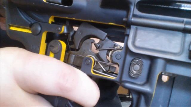 Real M4 Burst fire cutaway, How 3 round burst works смотреть онлайн
