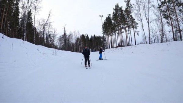 Обзор горнолыжного комплекса Кандрыкуль. Отдых на турбазе "Отдыхаево". Встреча с друзьями.
