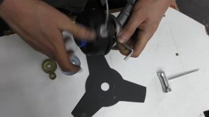 Установка катушки с леской и ножа на редуктор мотокосы Shtenli Profi