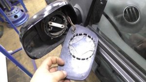 Замена зеркала Джили МК.