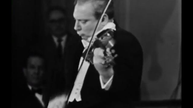 Isaac Stern Plays Bach Sonata No.1 смотреть онлайн