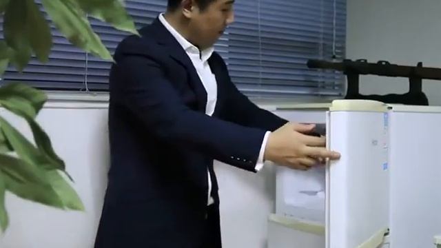 Слаш стакан для заморозки сока, мороженого, замораживающий стакан фруктовый лед Frozen Magic Cup смотреть онлайн