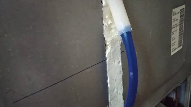 холодильник SAMSUNG (САМСУНГ) RL280BSW/SI засор дренажного отверстия слива конденсата