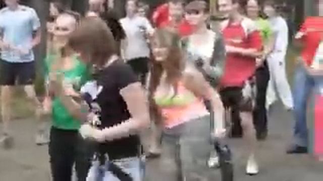 Креативная зарядка в Летнем университете клубов ЮНЕСКО - 2010 смотреть онлайн