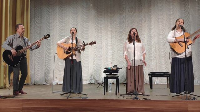 Маленькая пчела (4 Джи) смотреть онлайн