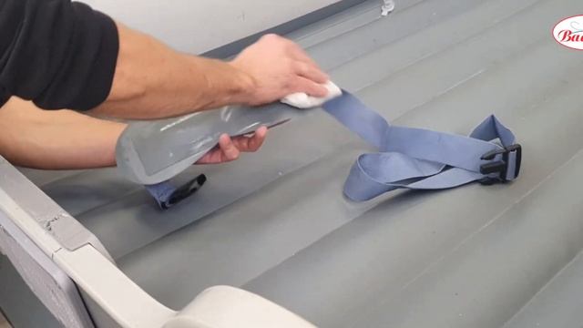 Как приклеить крепление топливного бака #badgerboats #лодкапвх #тюнинглодкипвх