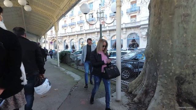 [4K] Walking in Vichy, Allier, FRANCE смотреть онлайн