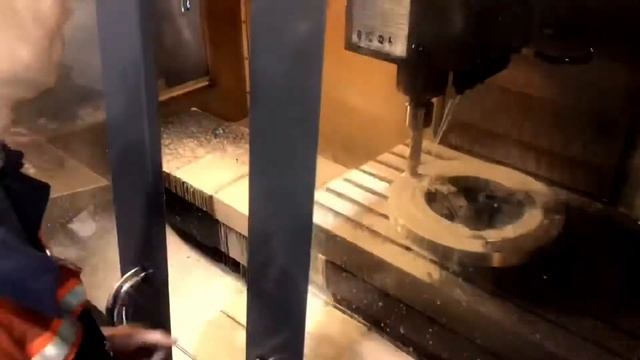 Делаем фланец на ЧПУ смотреть онлайн
