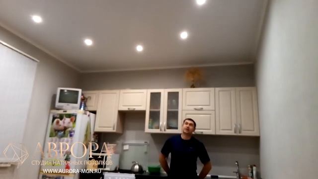 Белоснежные натяжные потолки в квартире. Видеоотзыв. смотреть онлайн