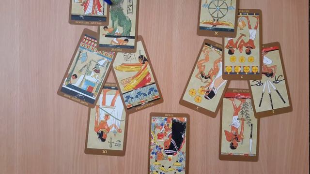 Расклад на отношения. Выбор из двух партнеров смотреть онлайн