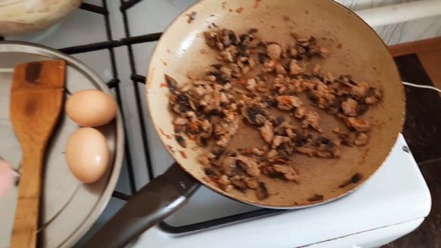 Тарелочки за день?//Пигласили на ужин?//Отметили праздник ?//Влог худеющей?//Пришли неожиданно? смотреть онлайн