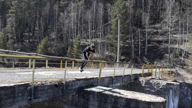 ПРОНИКЛИ НА ВОДОЗАБОР / ПРИНЯЛА ОХРАНА ЧУТЬ НЕ УКУСИЛА ЗМЕЯ ? смотреть онлайн