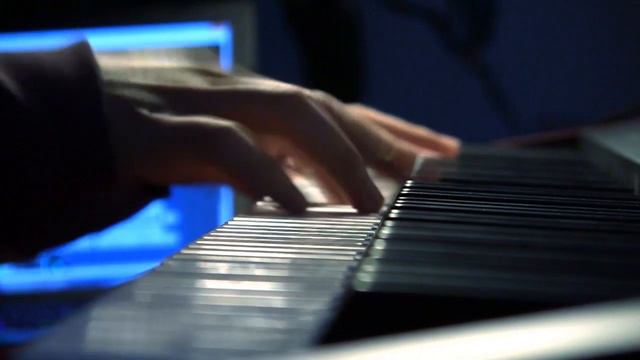 Let it Go (Frozen) - Orchestral Instrumental Cover смотреть онлайн