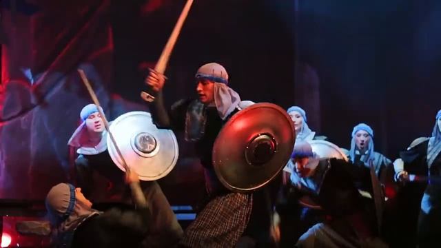 Фрагмент из мюзикла «Тристан и Изольда» Новосибирского музыкального театра смотреть онлайн