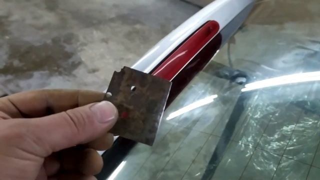 Как снять стоп сигнал с хлопушки Фольксваген пассат, гольф