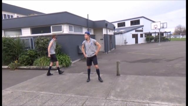 How to correctly wear a school uniform смотреть онлайн