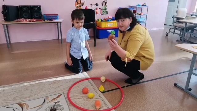 "Осень в гости к нам пришла" смотреть онлайн