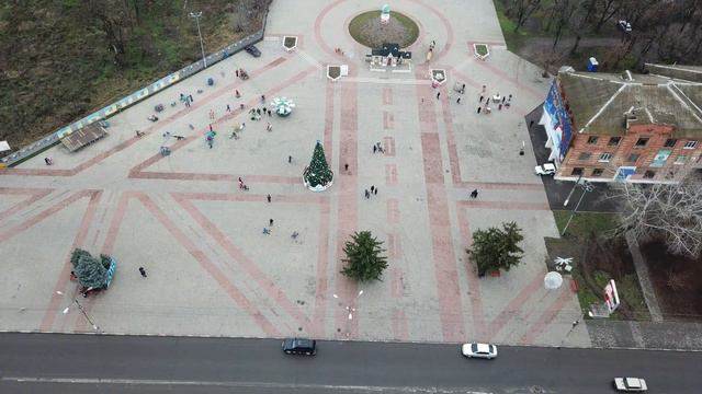 Никополь 1 января 2018 года) главная площадь города.
