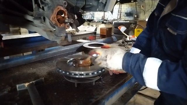 Замена тормозных дисков Форд Транзит. смотреть онлайн