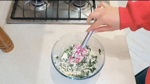 Пироги с мясом и грибами