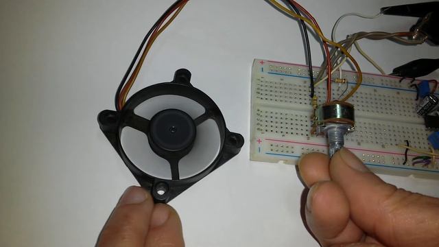 Three Wires 12V Fan DC Speed Control and RPM Monitoring with Oscilloscope смотреть онлайн