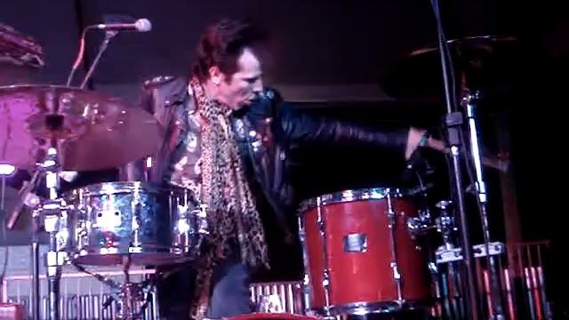 Show do Slim Jim - Ex Baterista do Stray Cats - com Jimmy Rip e Nixxx - 03/07/2009 - VIDEO 3 смотреть онлайн