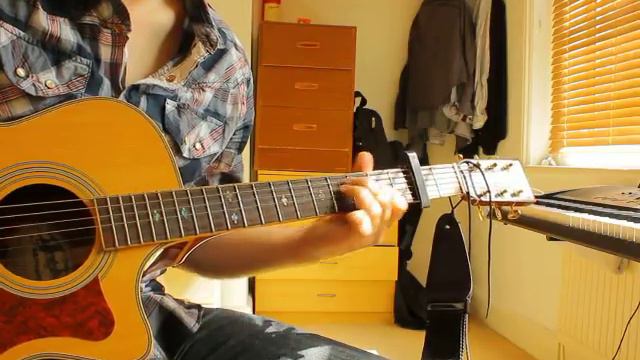 Spanish Guitar Tutorial - Simple Spanish riffs смотреть онлайн