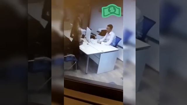 РАЗДЕЛАСЬ РАДИ ДЕНЕГ смотреть онлайн