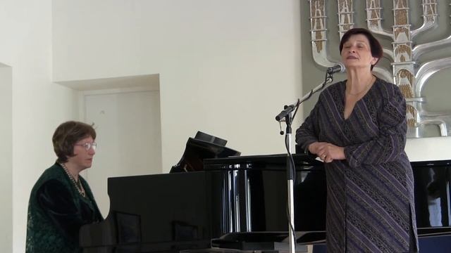 "Свеча." Стихи - Самоилас Лорманас. Исполняет Мария Лорман. смотреть онлайн