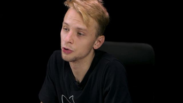 Как быстро начать зарабатывать криптовалюту? Асики или видеокарты? смотреть онлайн