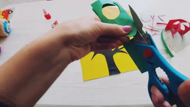 Чем занять детей на карантине. Детская подделка Осень. Детское видео. смотреть онлайн