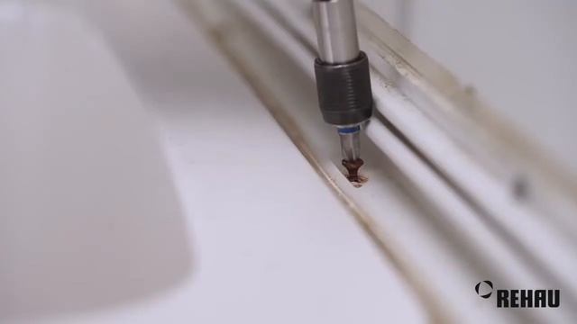 Кухонные бортики REHAU или обычный бортик