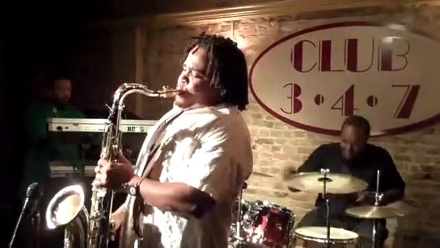 EDDIE BACCUS JR. Jam! смотреть онлайн