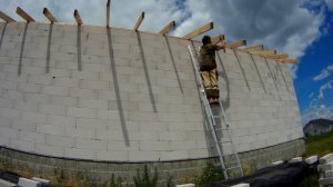 Делаем подшиву. Размечаем и обрезаем стропила